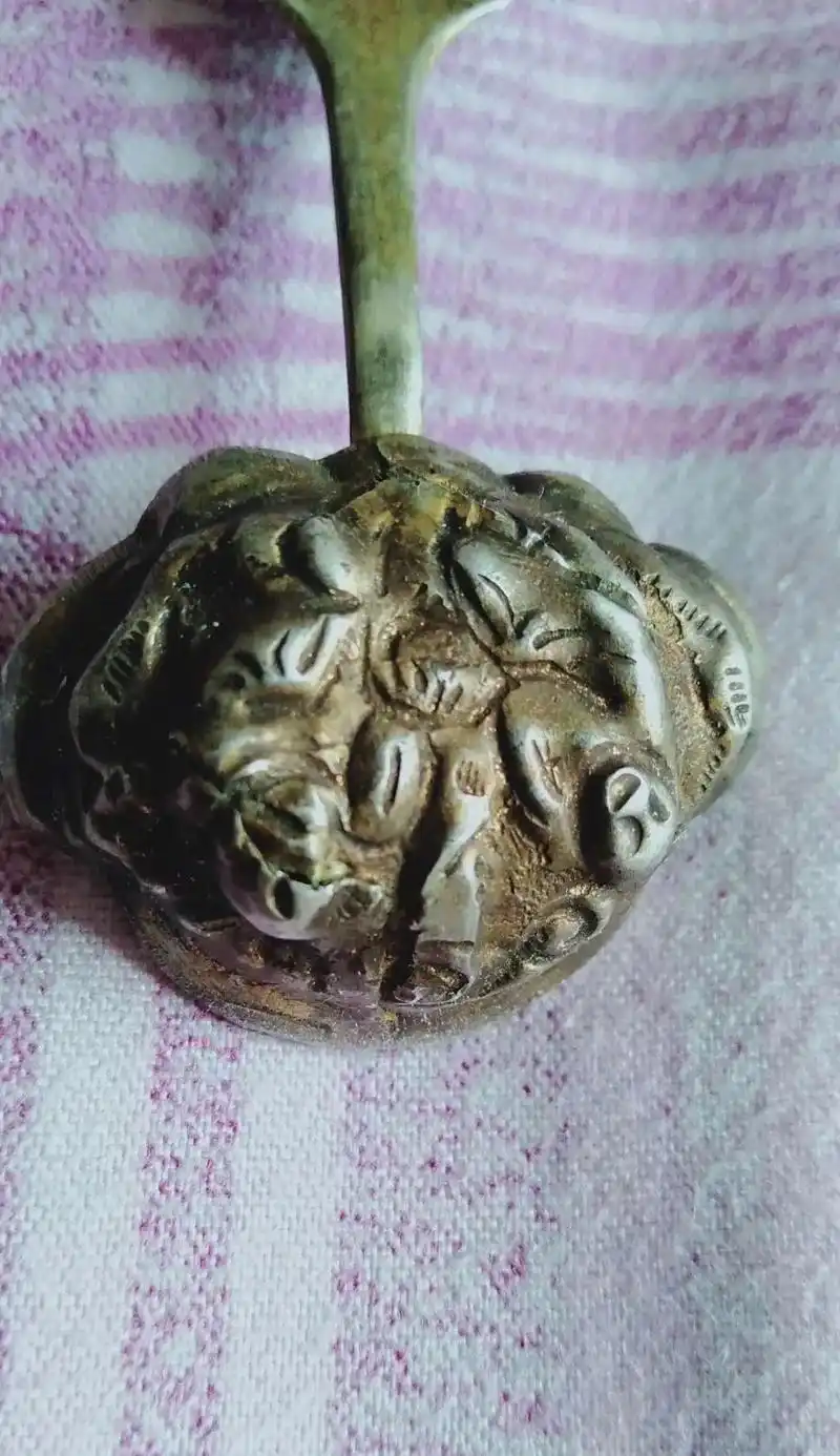 银鎏金簪子,古代大户人家用的头饰,鎏金有些脱落,但仍不失其当 - 抖音