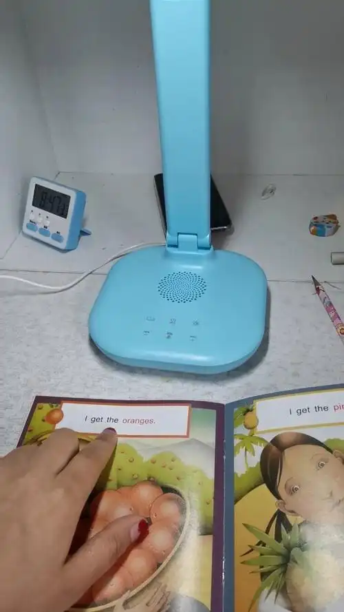 智伴台灯功能之:点读!这个功能是我最喜欢的.