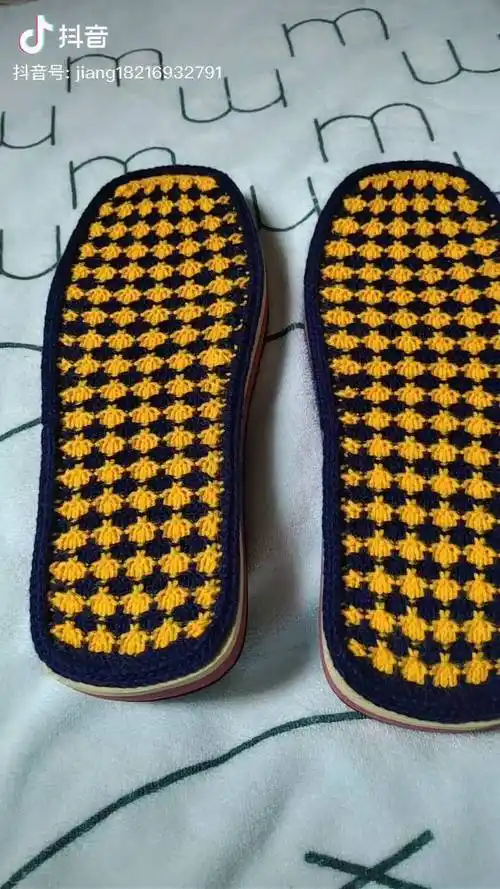 早上织的鞋底花现在也完成