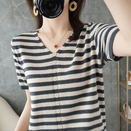 条纹针织短袖t恤女冰丝夏季新款v领宽松时尚百搭休闲上衣半袖