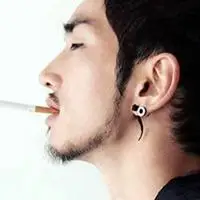 成熟稳重风格满脸胡茬的头像_微信头像图片大全