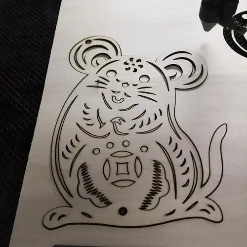 激光雕刻工作室