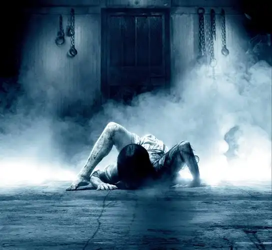 环恐怖电影2016年4k750x1334分辨率查看