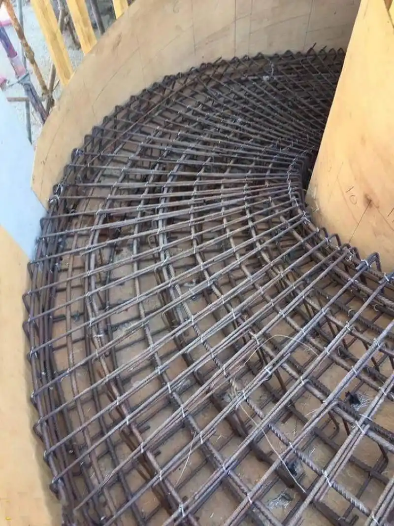 这才是我想要的水泥浇灌旋转楼梯,参数分享.