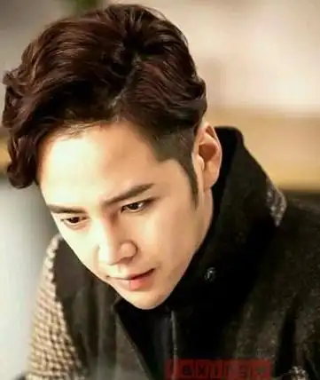 韩系型男张根硕帅气短发造型,花美男阳刚熟男魅力大爆发!