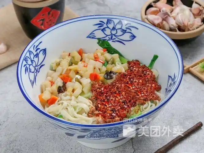 特色剁椒面图片