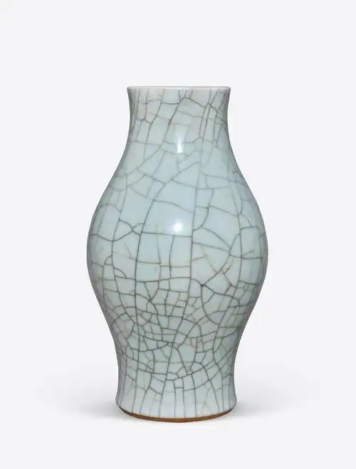 4256清雍正仿哥釉橄榄瓶