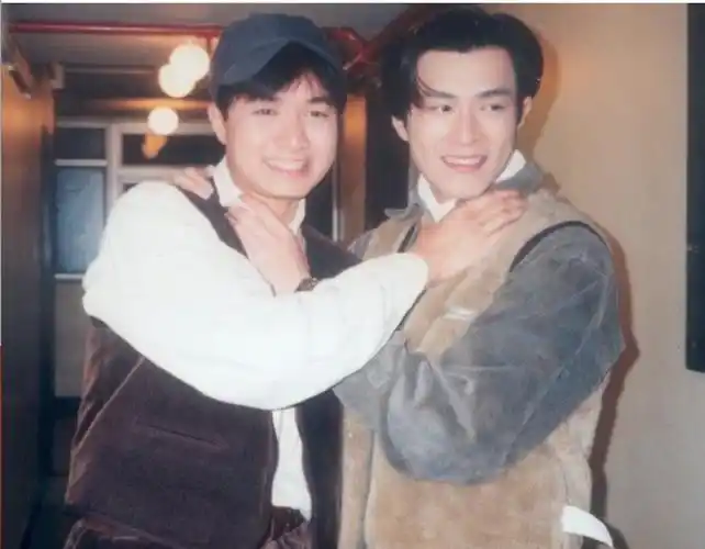 古天乐古巨基早期合照