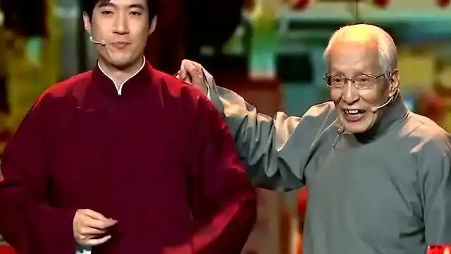 常远非常精彩的一段小品,搭档常宝华疯狂抖包袱,看完想不笑都难