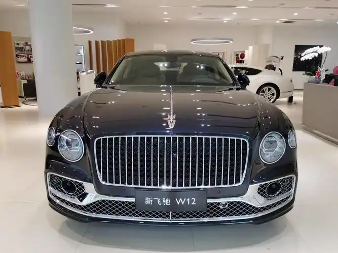 花开满城请君共赏21款宾利飞驰