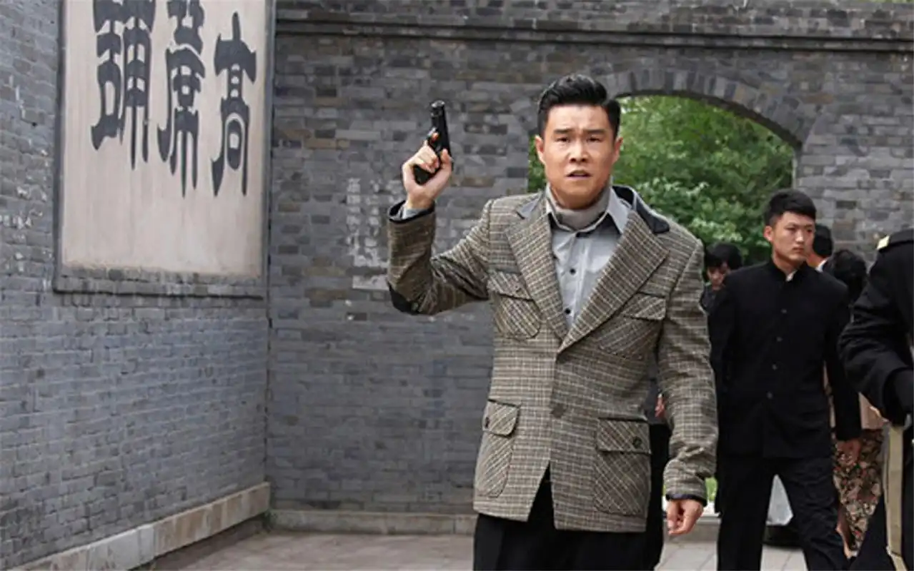 赵本山《老兵》剧照高清桌面壁纸