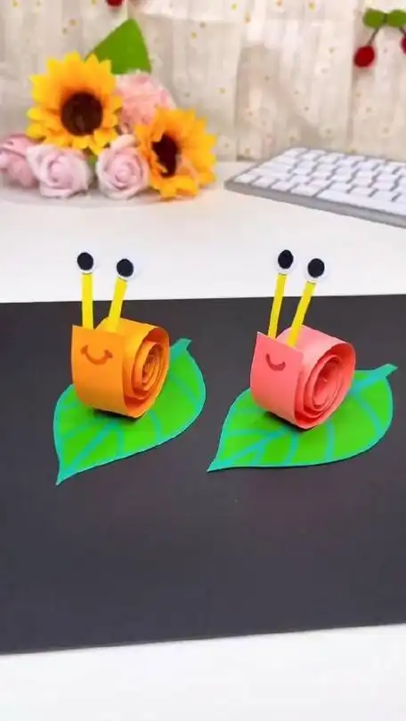 用卡纸来和孩子一起做好玩的蜗牛吧