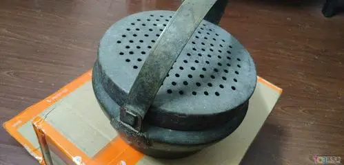 出售一个老铜火烧