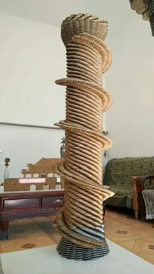 用硬币摆出来的造型,真是一件艺术品,太牛了