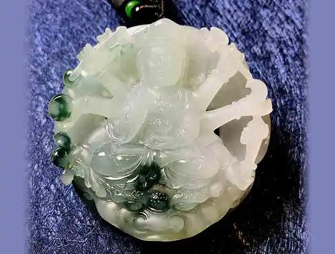 玉雕大师万方玮作品《千手观音》