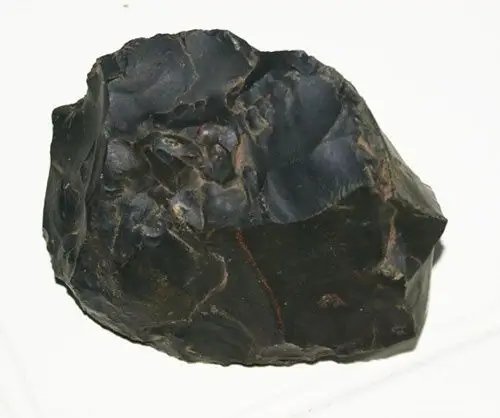 红玛瑙好还是黑玛瑙好?