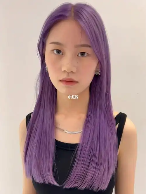 简单整个薰衣草紫灰色,耗时4h,灵感源于普罗旺斯薰衣草#苏州染发