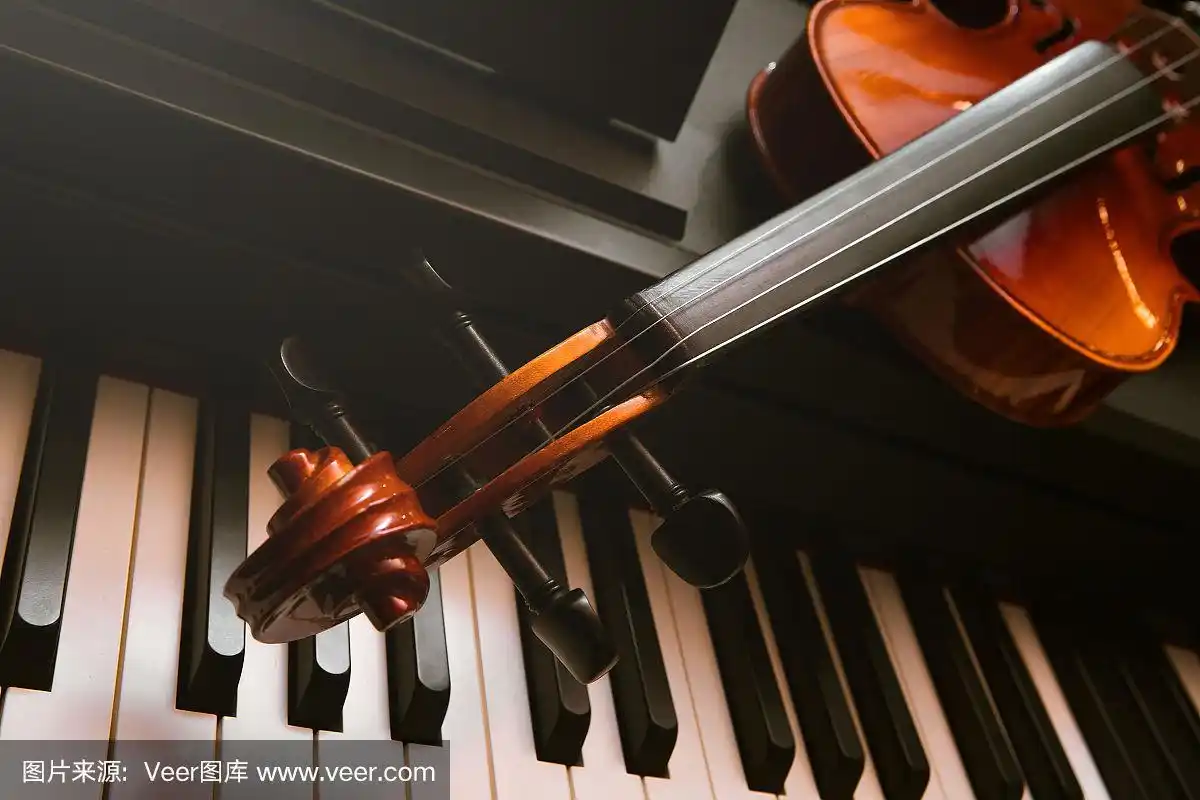 小提琴和钢琴.古典音乐.