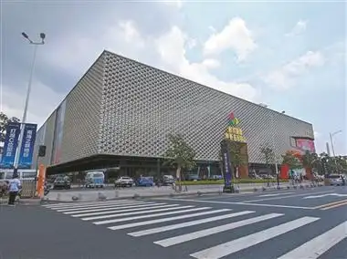 图/广州日报全媒体记者陈钰凤很多人对位于海八路的原华南汽车城记忆