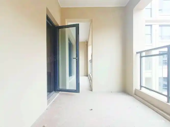 龙湖康田麓宸澜山樾|翠峰路2号3室2厅1卫93.82平方米