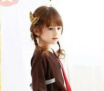 女童两侧蜈蚣辫编发 给儿童编什么样的辫子好看