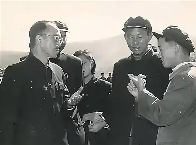 原创康生祖上两兄弟同是高官一忠一奸泾渭分明乡人称其后人亦相似