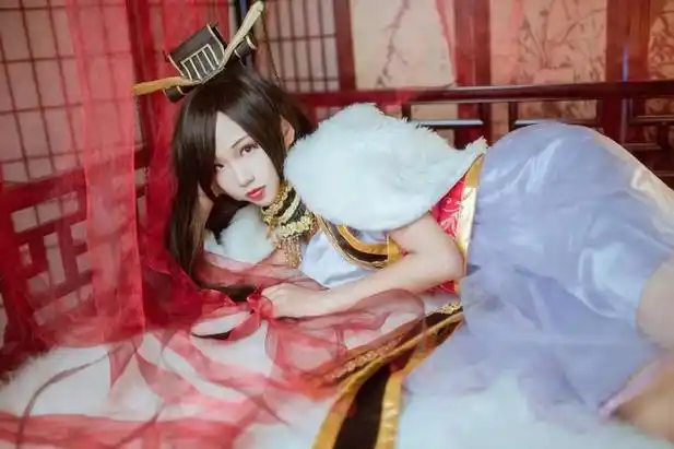 悄咪咪丢几张很久以前cos的三国杀甄姬