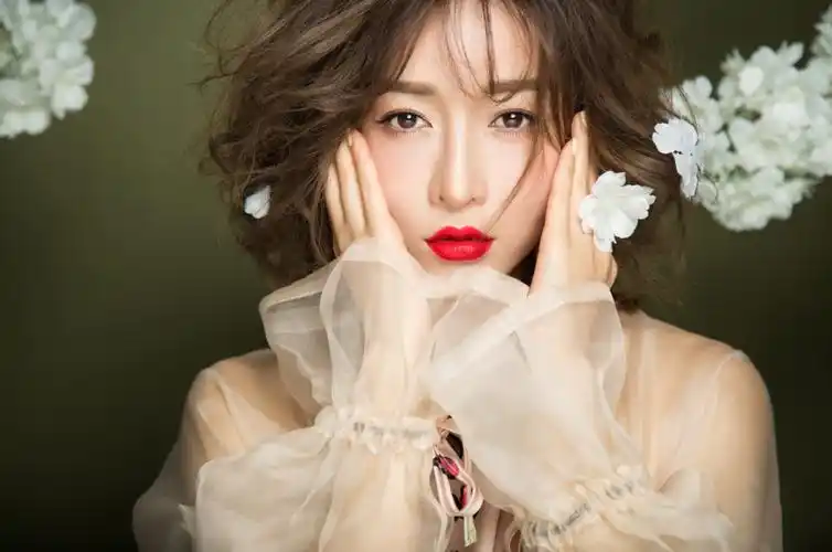 天泪传奇之凤凰无双何彦霓大婚惨遭抛弃