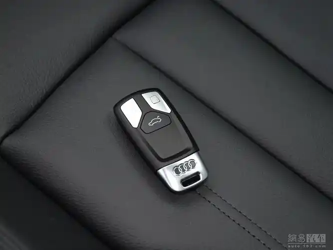 奥迪a5 2017款  sportback 40 tfsi--车钥匙 / 170