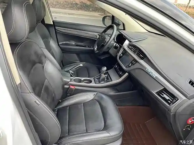 吉利汽车 帝豪gs 2016款 优雅版 1.8l 手动风尚型