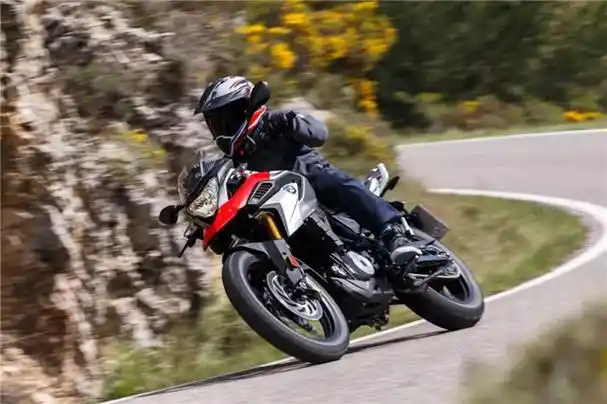 宝马摩托:夏季骑行,你准备得怎么样?-摩托新闻-春风行摩托车之家