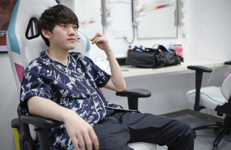 jkl大粉爆料:阿水获奢侈品牌青睐,将代言3万美金的球鞋?