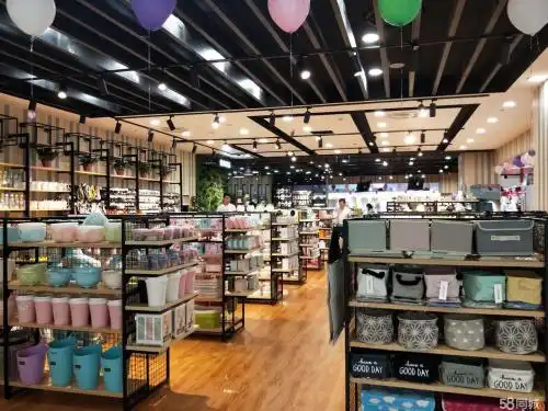 不一样的小商品店靓丽满屋崇尚质简和时尚