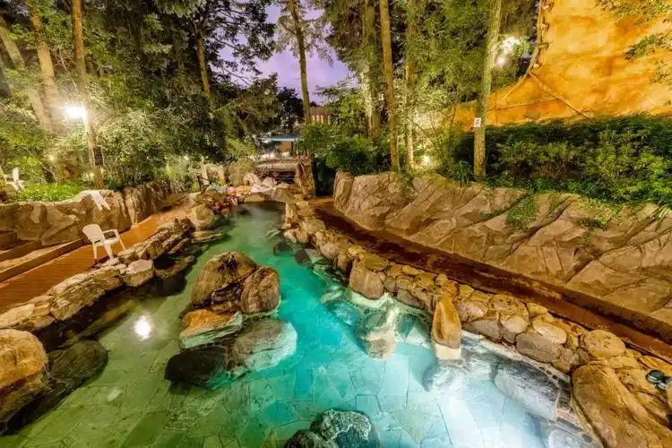 安宁·温泉小镇:谒山水圣人地 享天下第一汤