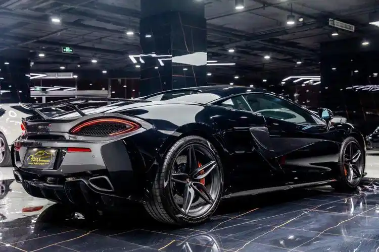 18年4月上牌,原车主,2000多迈凯伦570s在售