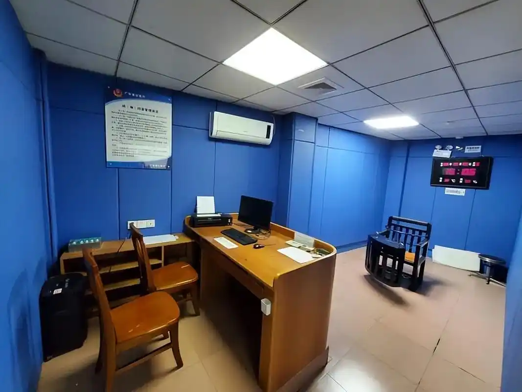 02年湖南青年抢劫入狱,父亲却发现案发时儿子已被拘留,啥情况?