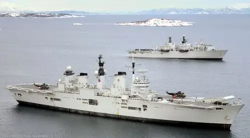 其实,该航母是英海军为替代cva-01"伊丽莎白女王"号大型航母而研制.