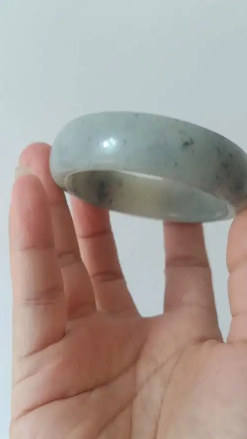 闲置出一只和田玉青花手镯有证书全品