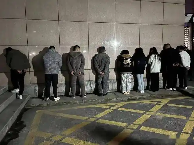 为牵引,以"找赌防"专项行动为抓手,全力清除县外毒源,切断贩毒通道