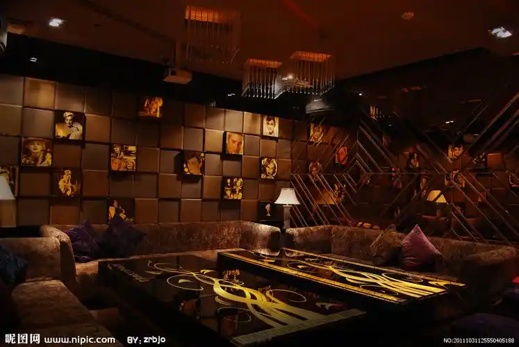 方式:共享素材星级:69编号:20111031125550405188上传时间:2011/10