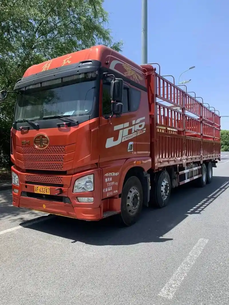 国五排放   重型货车  半挂 - 抖音