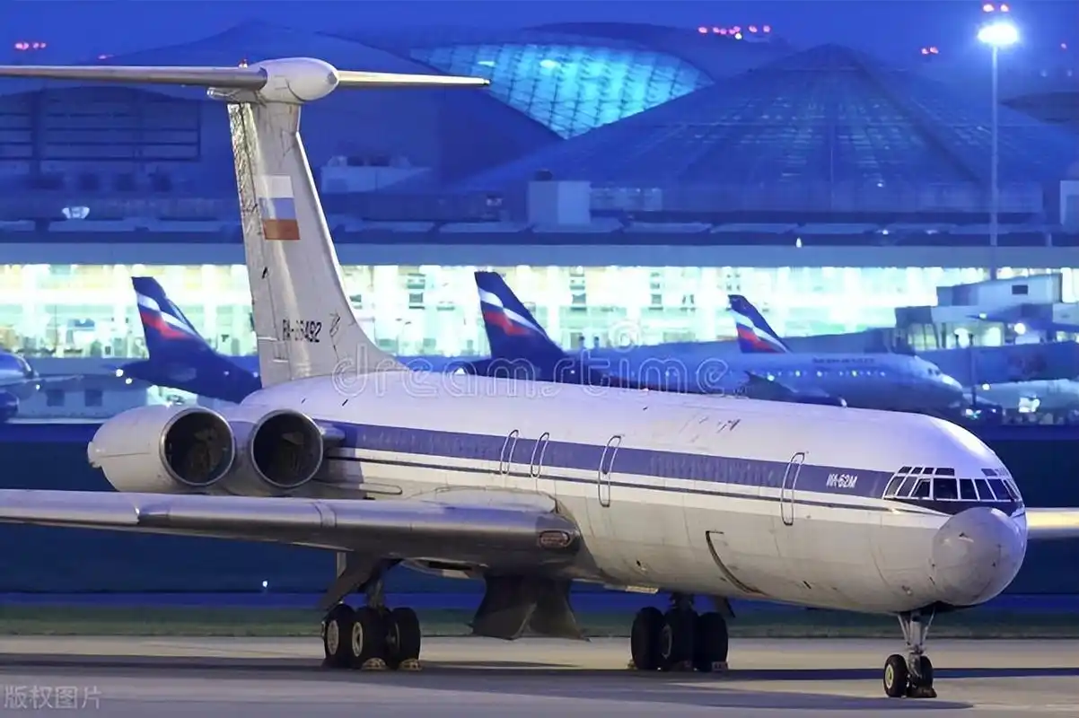 伊尔62飞机:苏联民航业的里程碑