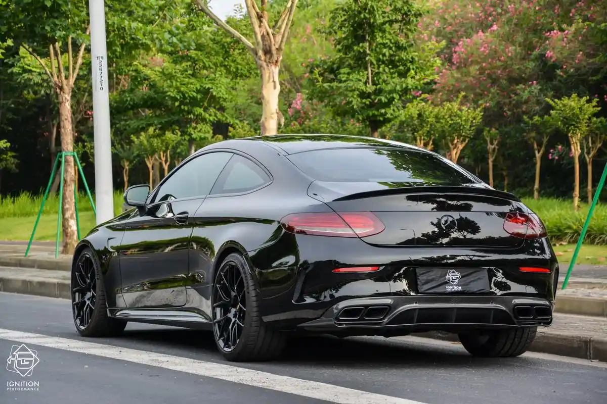 黑武士c63 谁能不爱.amg w205 c63 coupe - 抖音