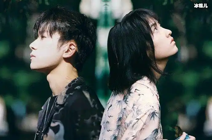 易烊千玺张子枫要合作击中你的心网友期待