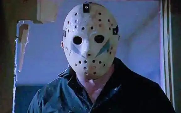 【十三号星期五】男子戴上了杰森的面具,踏上了杀人犯罪的道路_哔哩