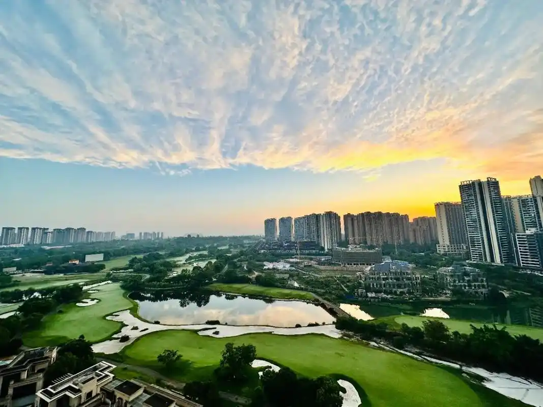 成都龙泉大面房东直租卧龙谷壹号套四房屋.1.小区位于卧龙谷壹 - 抖音