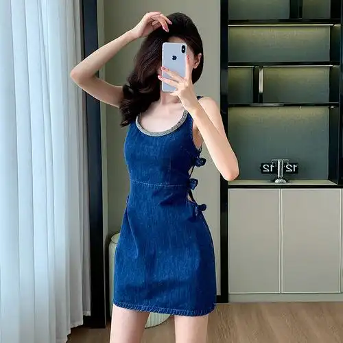 跨境外贸裙2024夏季新款无袖连衣裙露背圆领露肩短裙露腰简约辣妹