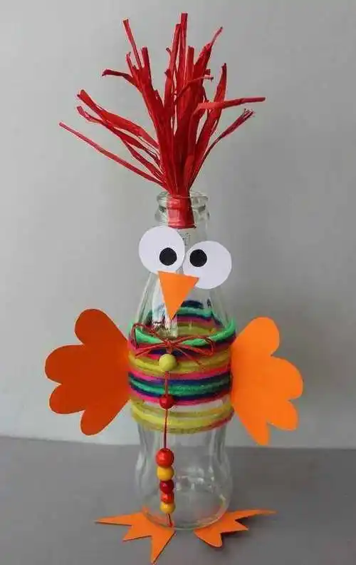 "大手拉小手,与绿色同行"亲子环保手工作品展