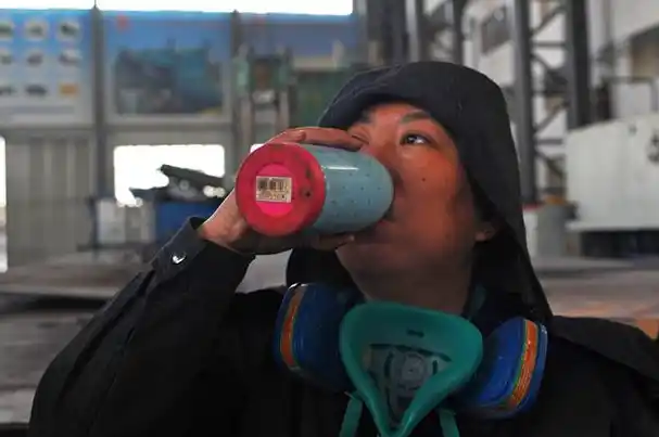 安琪,在平凡中用焊花创造美丽人生_工作_焊接_公司