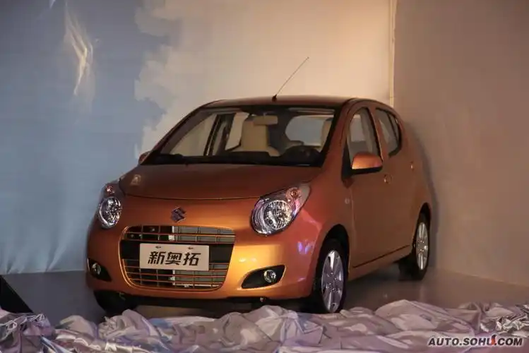 p>铃木奥拓是一款由中日合资的重庆 a href="#">长安铃木汽车有限